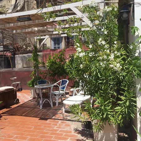La Terrazza 4* Nápoly